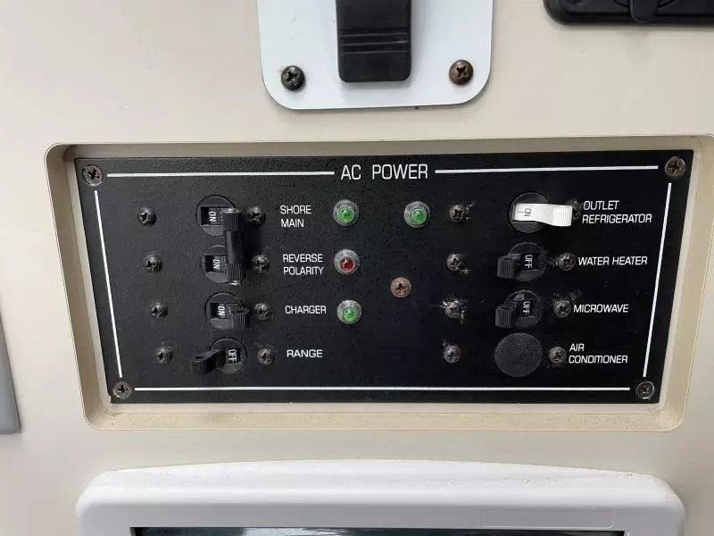 1997 Four Winns 258 Vista