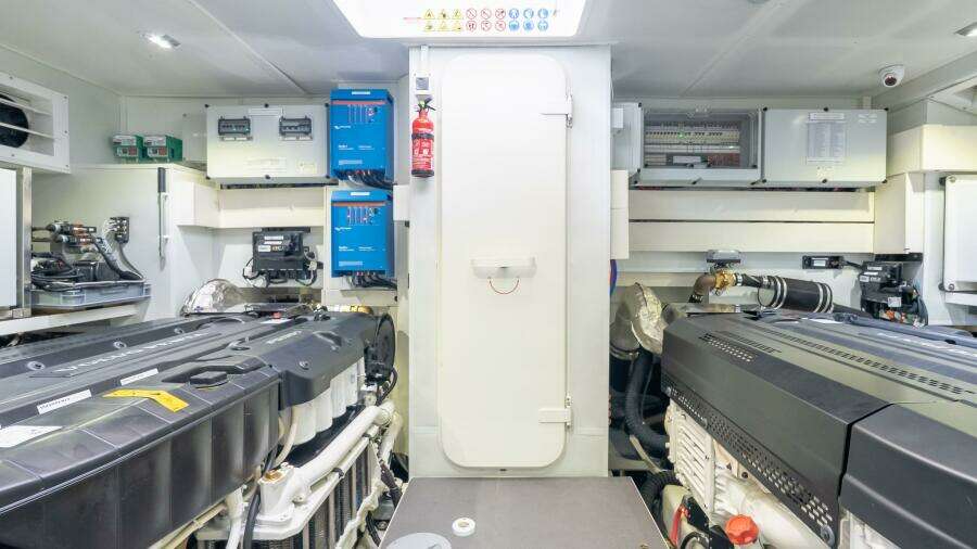 2024 Absolute Navetta 68