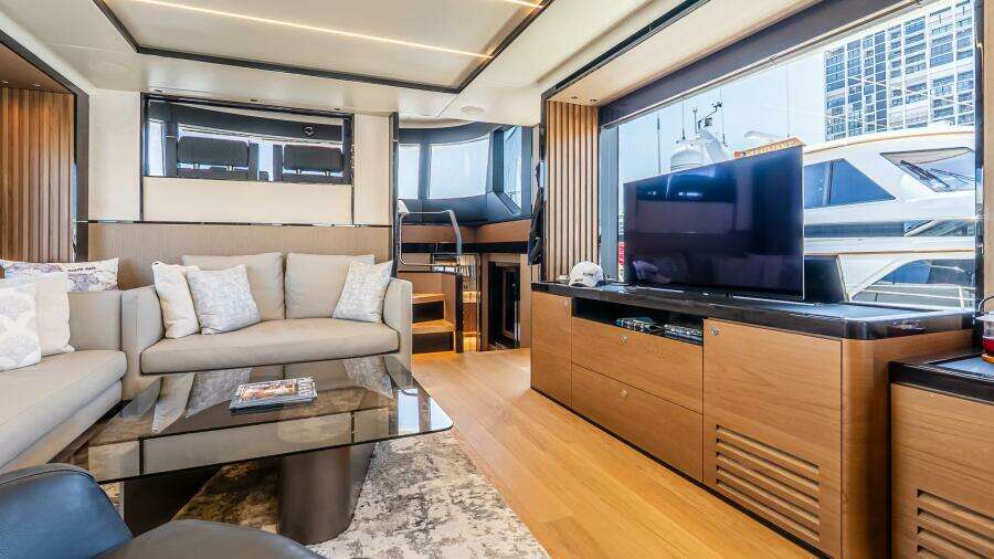 2024 Absolute Navetta 68