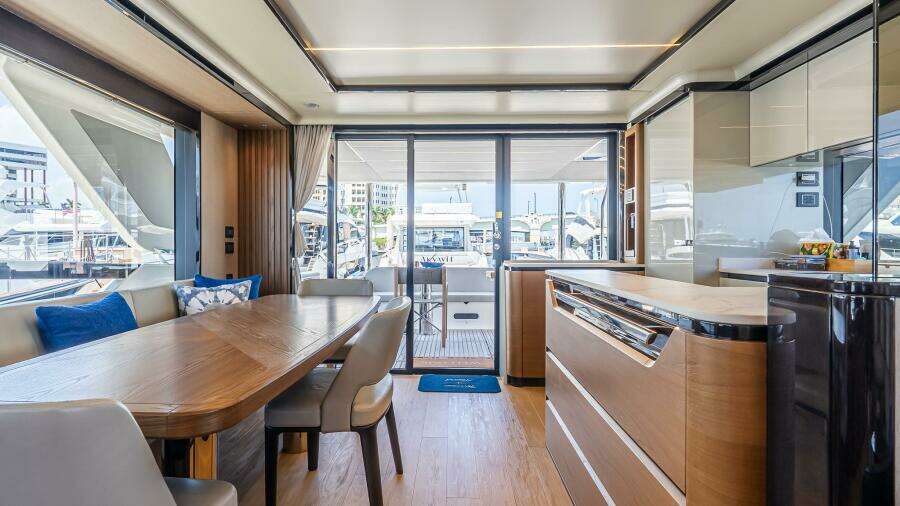 2024 Absolute Navetta 68