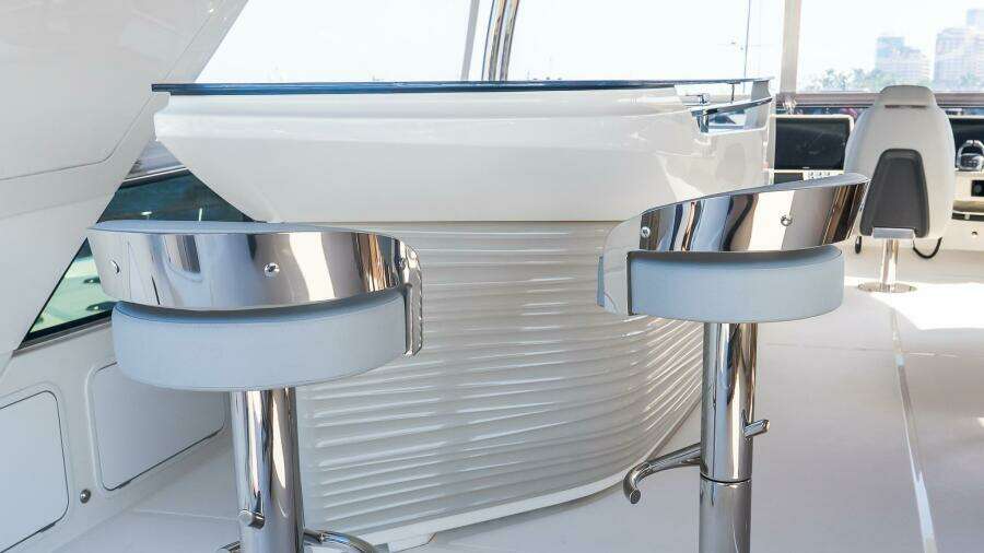 2024 Absolute Navetta 68