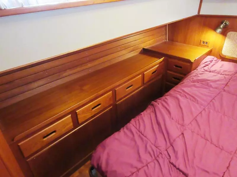 Storage, starboard side