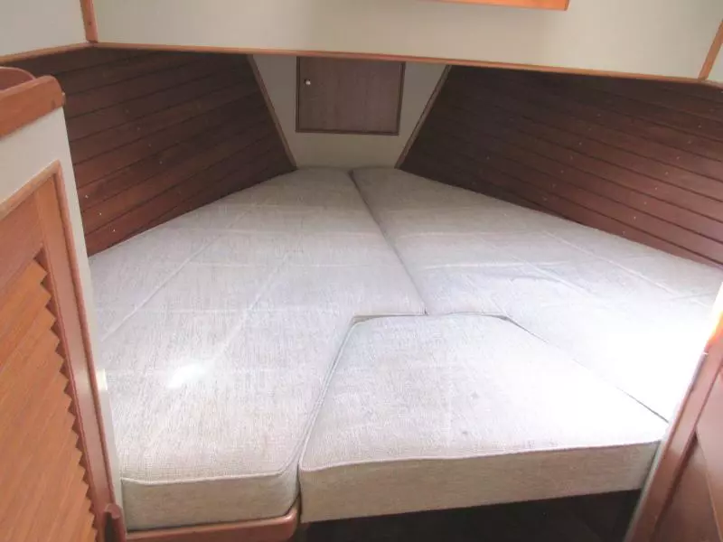 Berth w/ filler piece