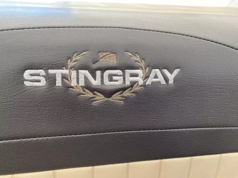 2018 Stingray 215 CR