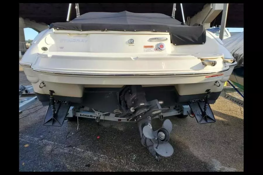 2018 Stingray 215 CR