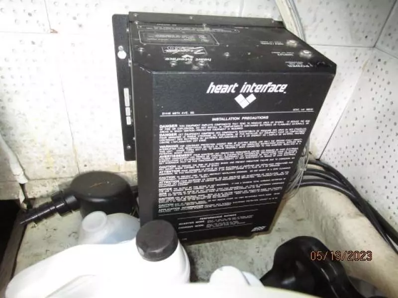 36' Kadey-Krogen inverter