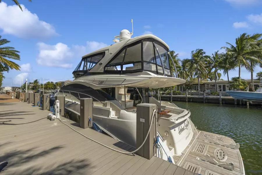 2018 Sea Ray L590 Fly