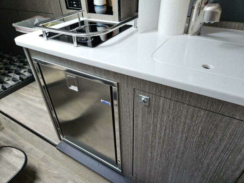 2021 Monterey 295 SY