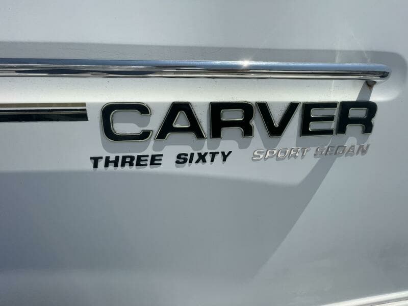 2004 Carver 360 Sports Sedan