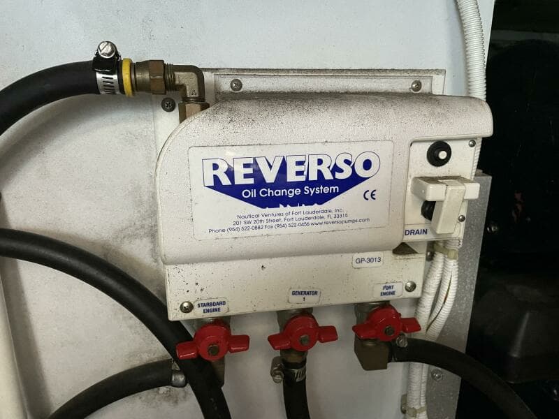 2004 Carver 360 Sports Sedan