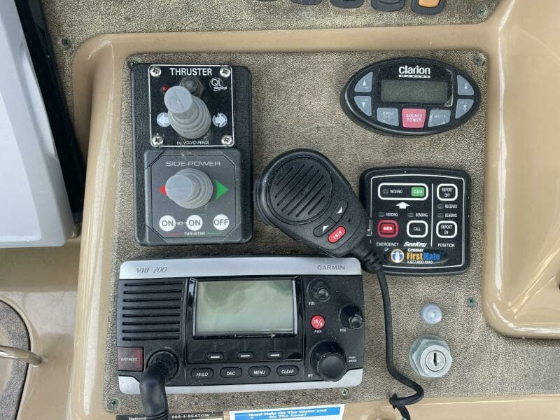 2004 Carver 360 Sports Sedan