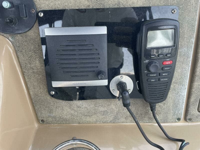 2004 Carver 360 Sports Sedan