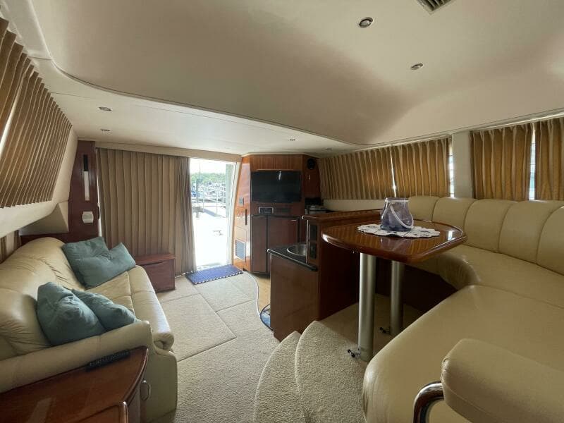 2004 Carver 360 Sports Sedan