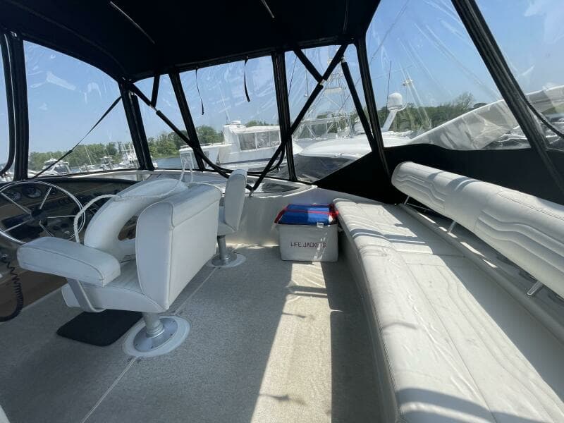 2004 Carver 360 Sports Sedan