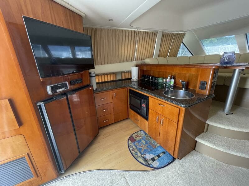 2004 Carver 360 Sports Sedan