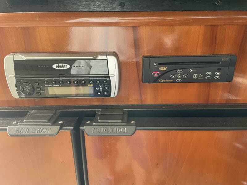 2004 Carver 360 Sports Sedan