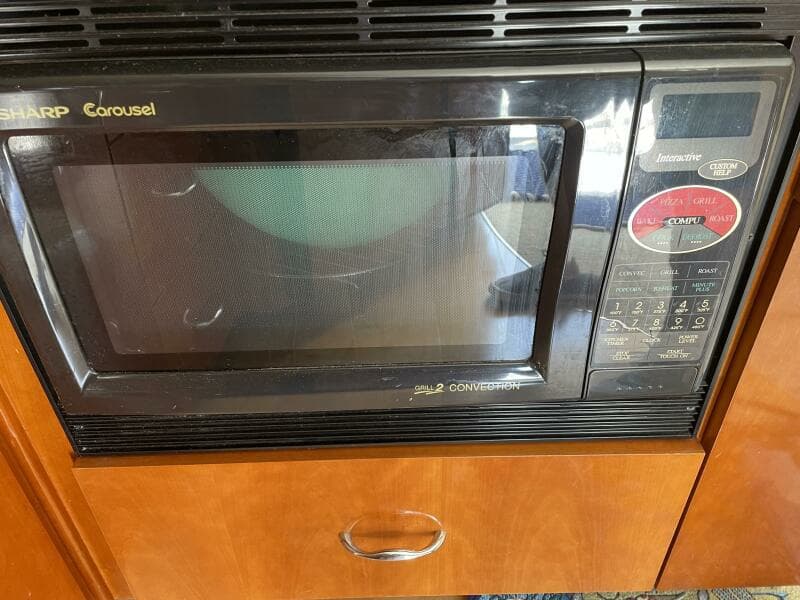 2004 Carver 360 Sports Sedan