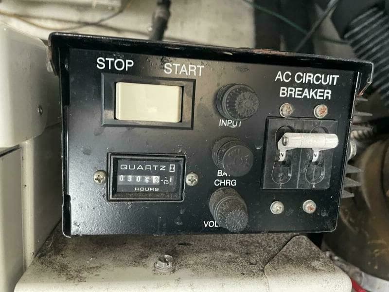 2004 Carver 360 Sports Sedan