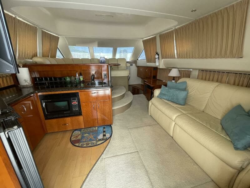 2004 Carver 360 Sports Sedan