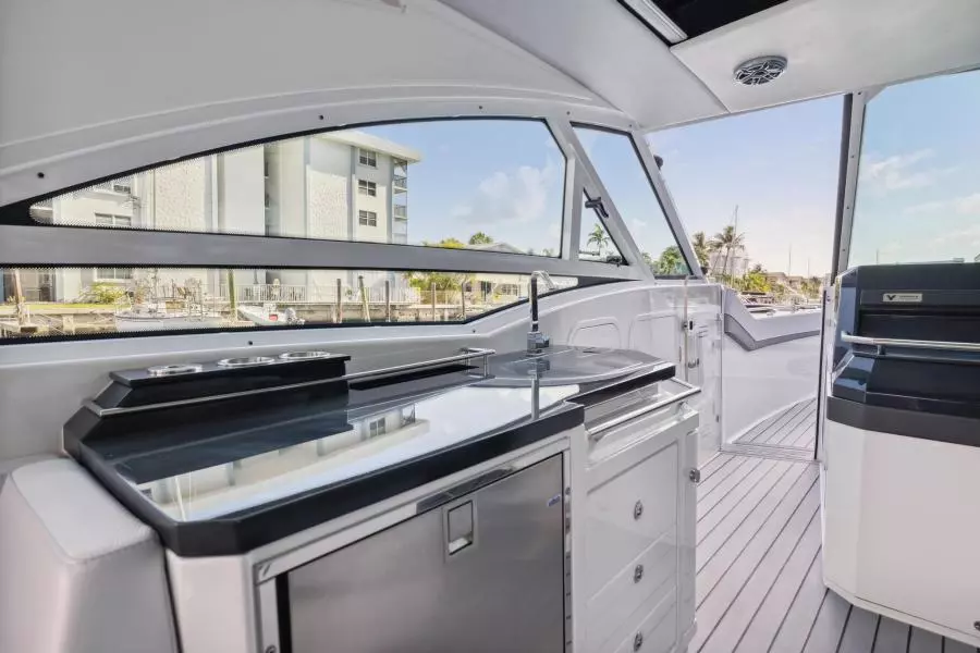 2023 Formula 430 Super Sport Crossover