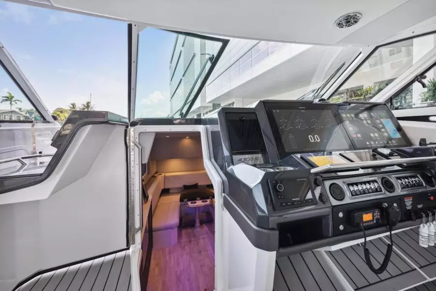 2023 Formula 430 Super Sport Crossover