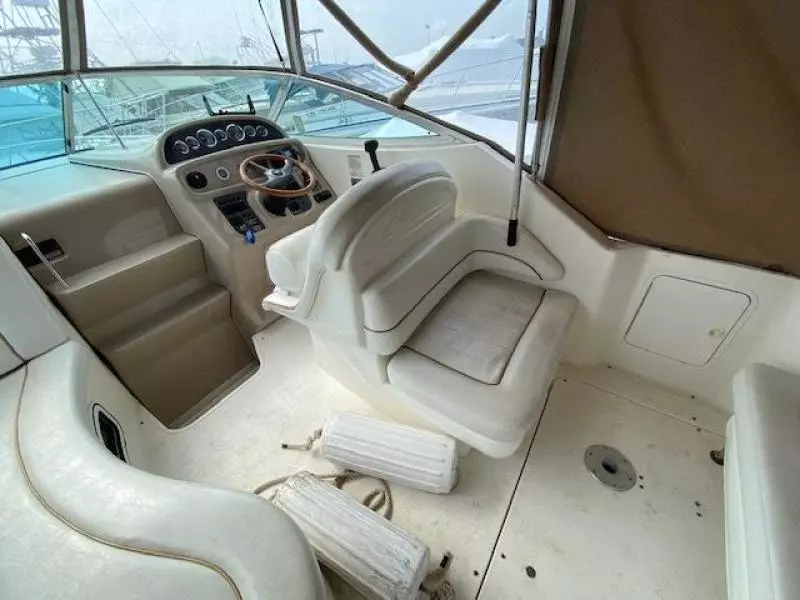 1998 Sea Ray 270 DA