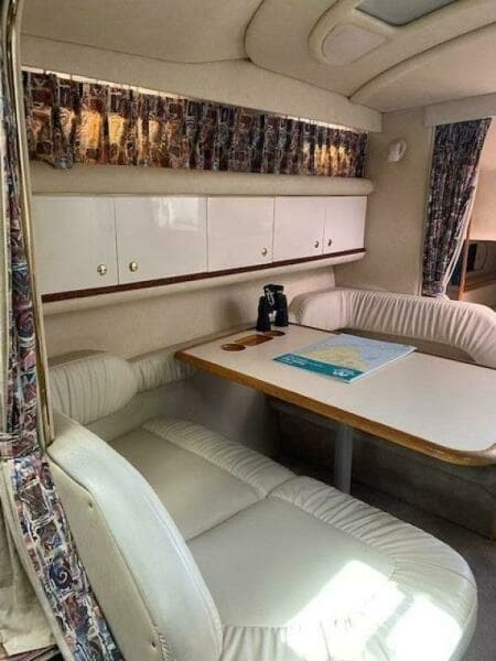 1997 Sea Ray 330 Sundancer