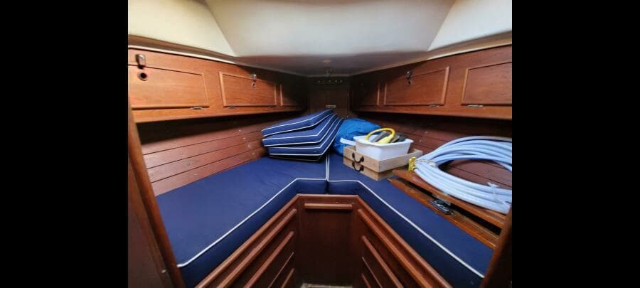 1985 Whitby Yachts 42 Center Cockpit Ketch