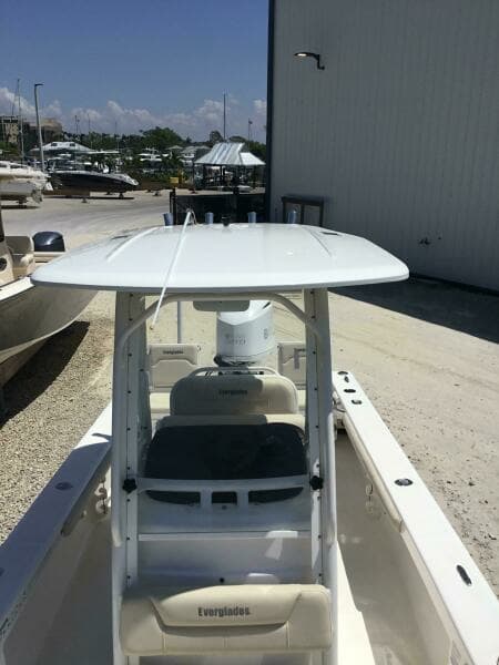 2016 Everglades 243CC