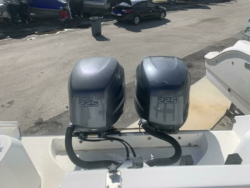 2003 Edgewater 265 Express