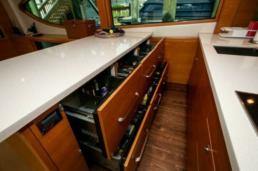 2016 Hatteras GT60  KNOT ON CALL  Galley 3