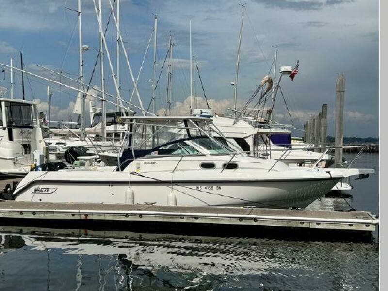 2001 Boston Whaler 