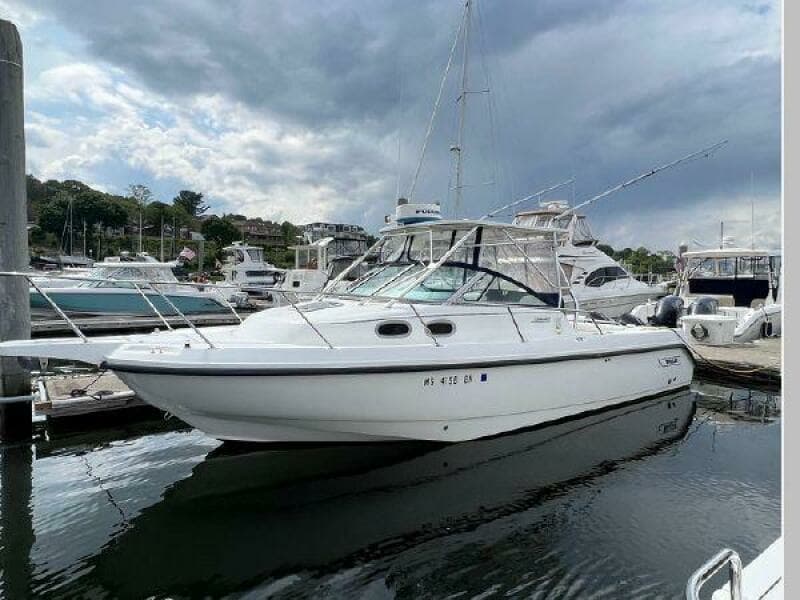 2001 Boston Whaler 