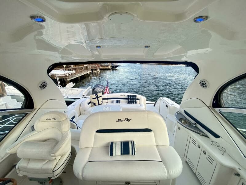 2005 Sea Ray 420 Sundancer