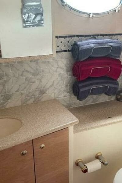 2000 Silverton 422 Aft Cabin