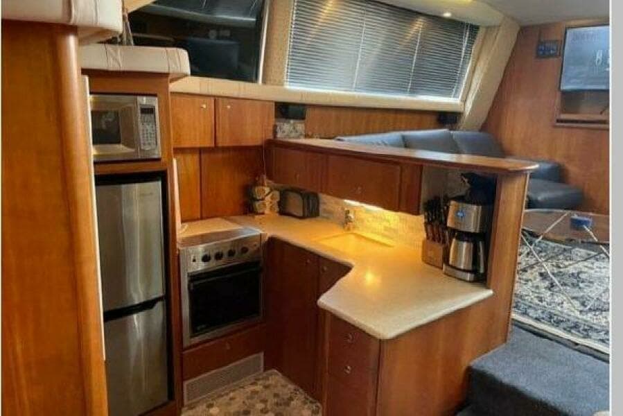 2000 Silverton 422 Aft Cabin