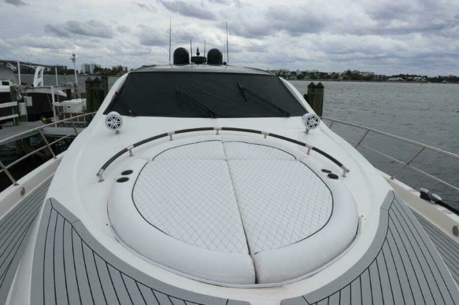 2009 Lazzara Yachts LSX 75