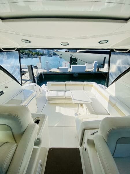 2010 Sea Ray 450 Sundancer