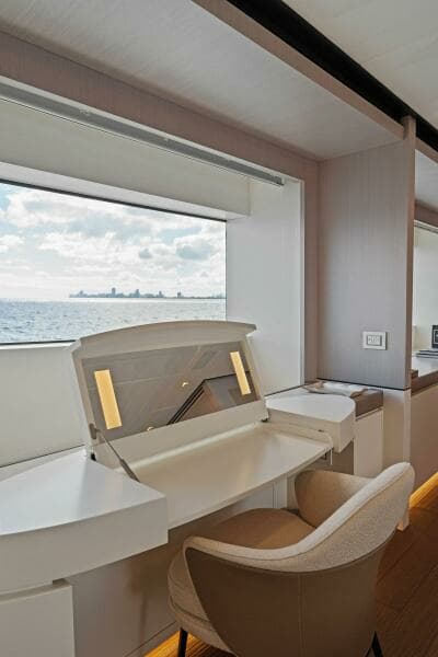 2020 Mangusta 33M Gransport