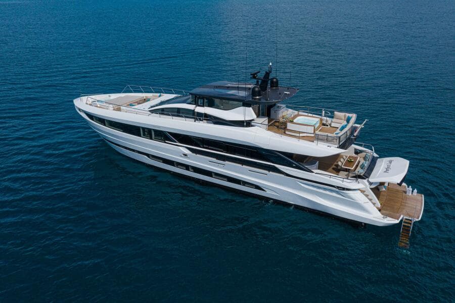 2020 Mangusta 33M Gransport