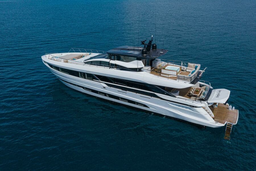2020 Mangusta 33M Gransport