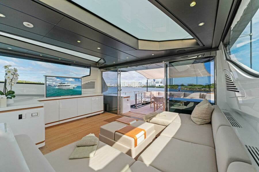 2020 Mangusta 33M Gransport