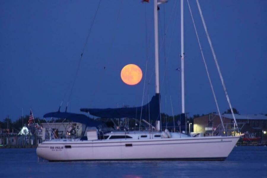 1999 Catalina 36 MKII