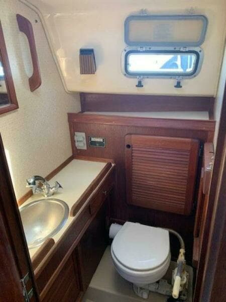 1986 Island Packet Cutter