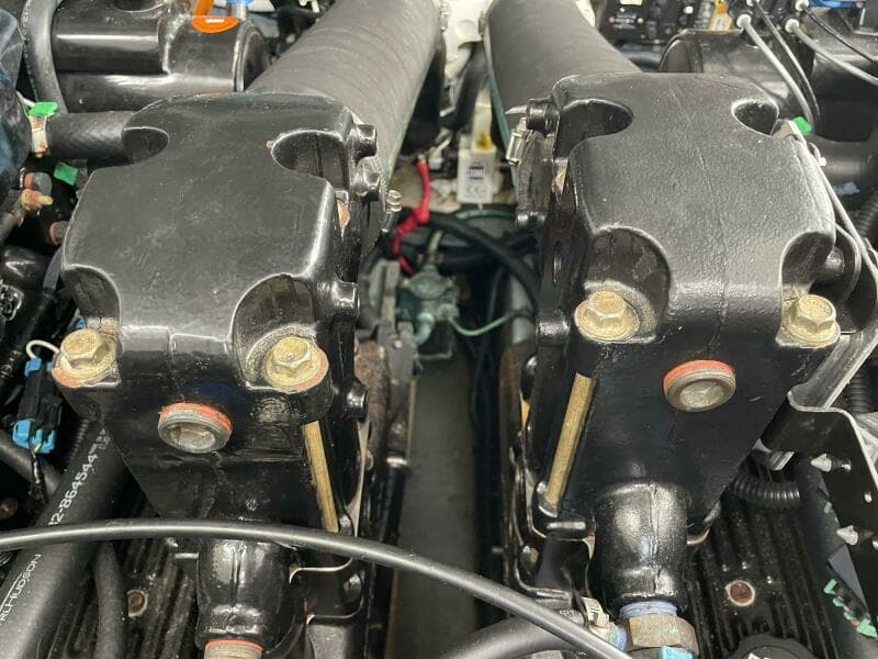 2004 Sea Ray 320 Sundancer