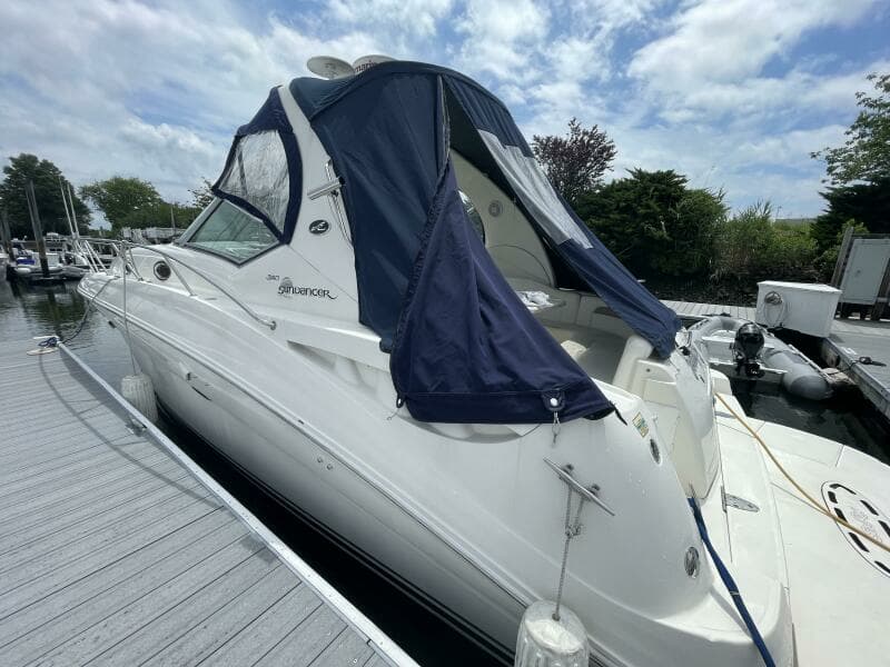 2004 Sea Ray 320 Sundancer