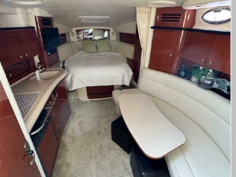 2004 Sea Ray 320 Sundancer