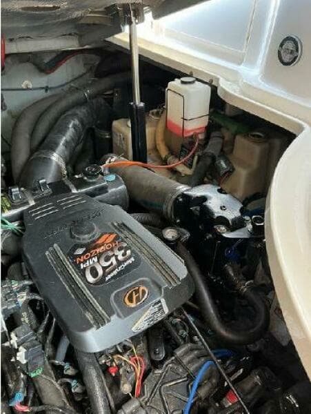 2004 Sea Ray 320 Sundancer