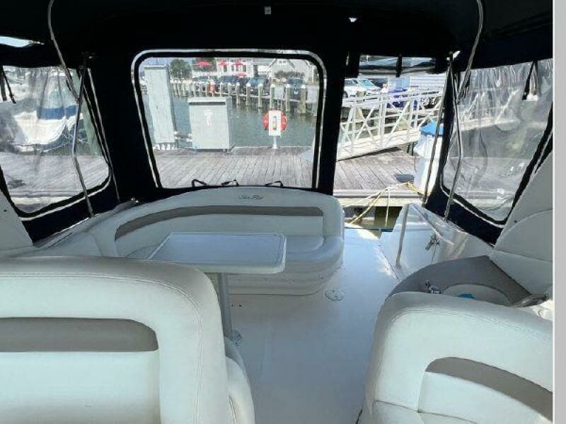 2004 Sea Ray 320 Sundancer