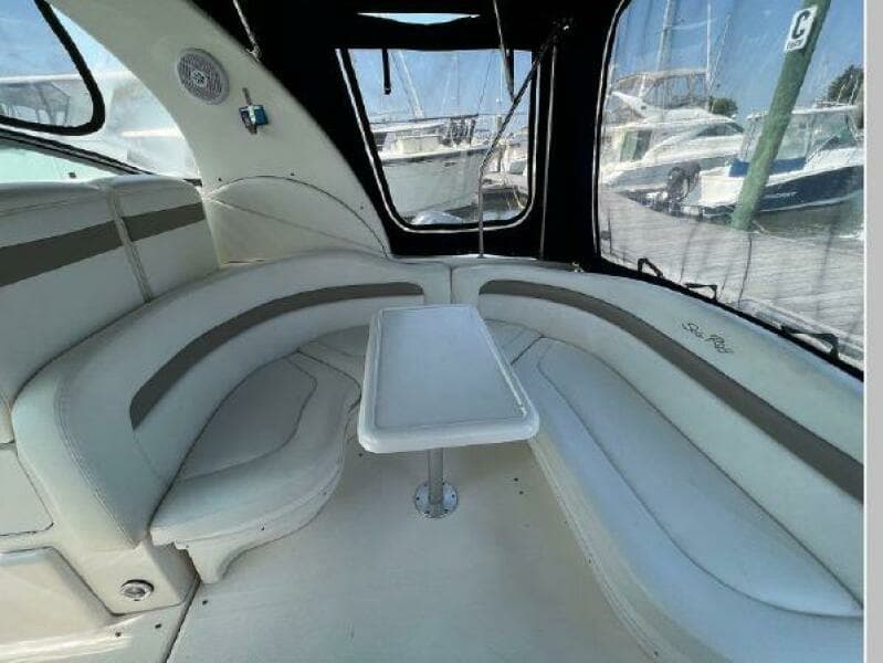 2004 Sea Ray 320 Sundancer